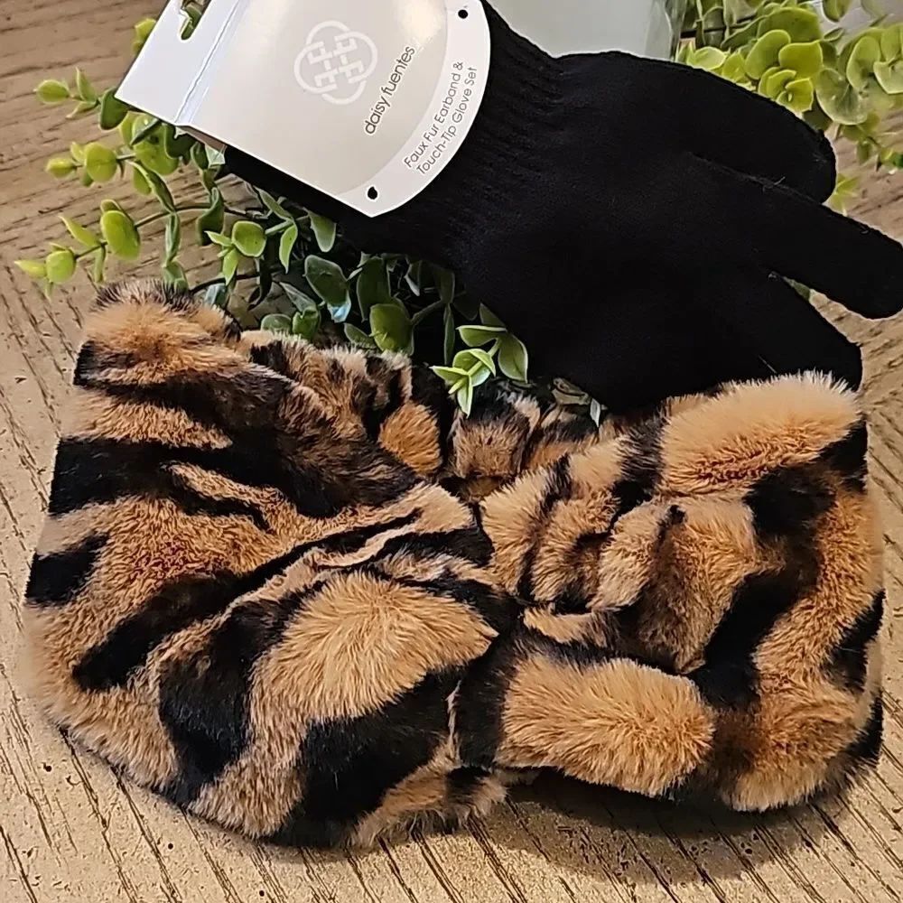 Leopard faux fur earband and touch tip glove set